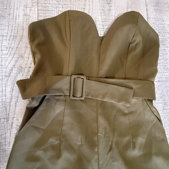 Olive Scent Olive Green Strapless Jumpsuit with Belt Size Small - Picture 13 of 13